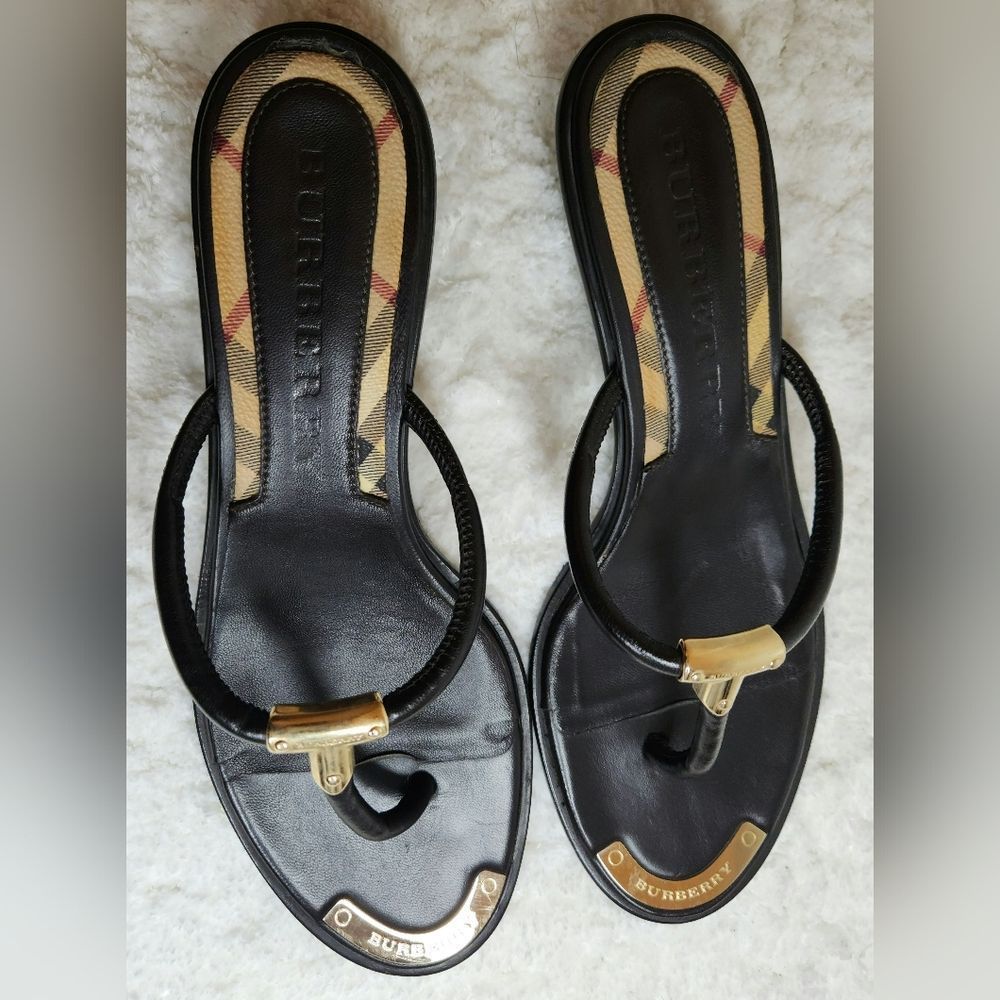 Burberry women shoes size 40(usa 8.5)